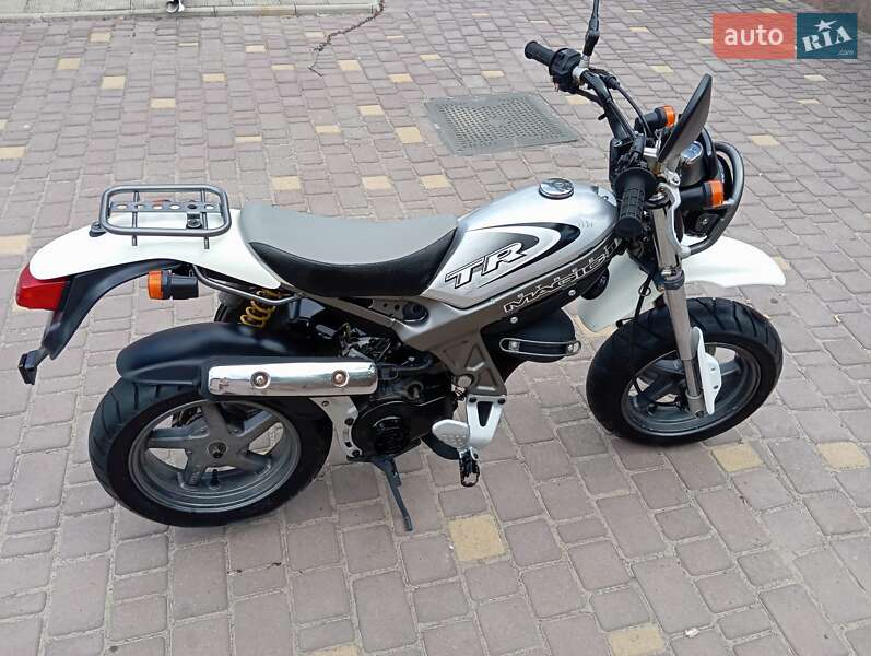 Пітбайк Suzuki Street Magic 50 2010 в 