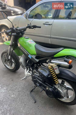 Скутер Suzuki Street Magic 50 2010 в 