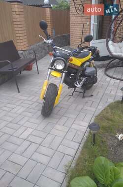 Мокик Suzuki Street Magic 50 2010 в Ромнах