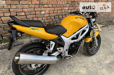 Мотоцикл Без обтекателей (Naked bike) Suzuki SV 650 2000 в 