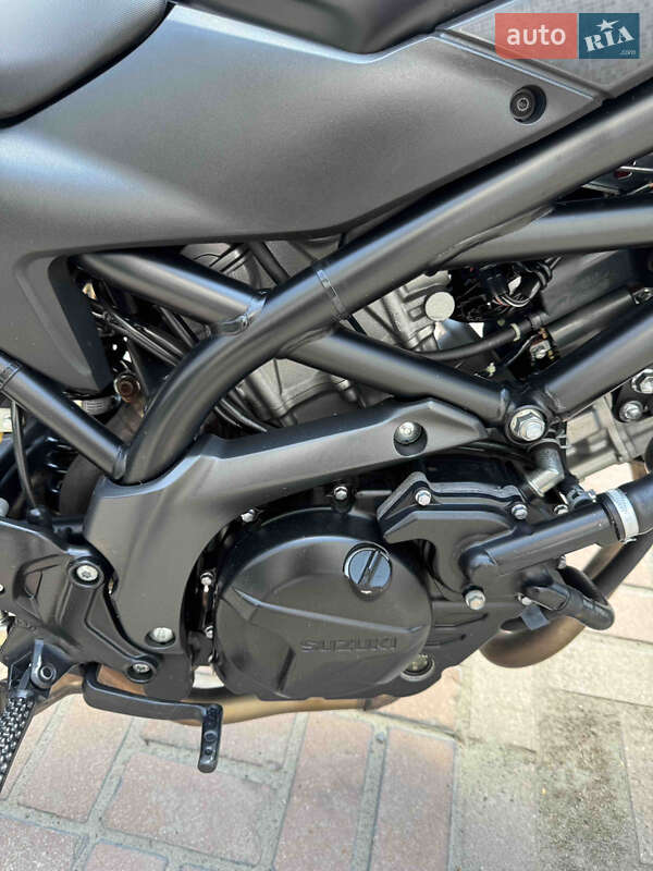 Мотоцикл Без обтекателей (Naked bike) Suzuki SV 650 2016 в Чорткове фото 10 Мотоцикл Без обтекателей (Naked bike) Suzuki SV 650 2016 в Чорткове