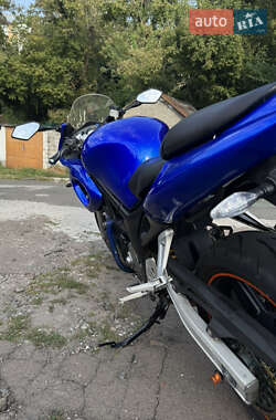 Мотоцикл Спорт-туризм Suzuki SV 650 2005 в 