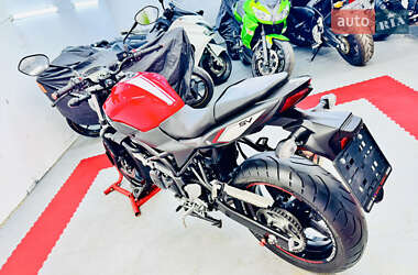 Мотоцикл Без обтекателей (Naked bike) Suzuki SV 650 2017 в 