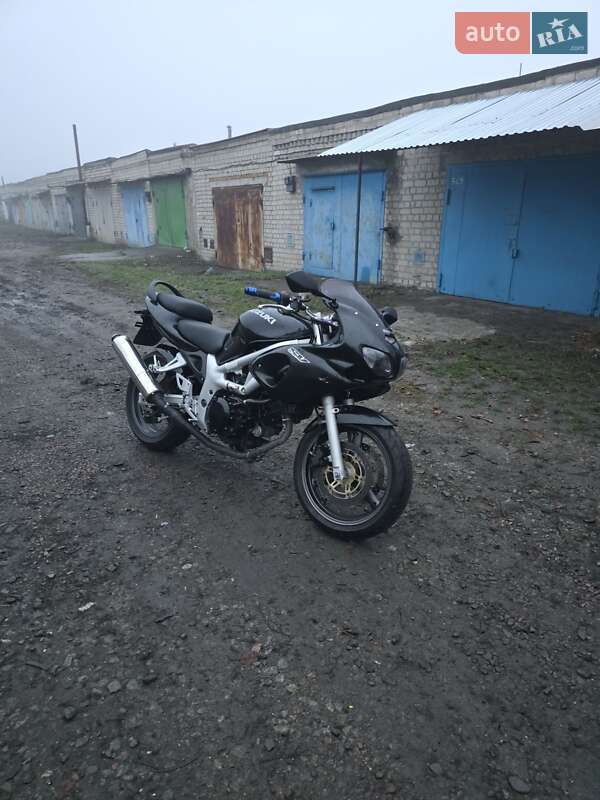 Мотоцикл Классік Suzuki SV 650S 2000 в Дніпрі фото 2 Мотоцикл Классік Suzuki SV 650S 2000 в Дніпрі