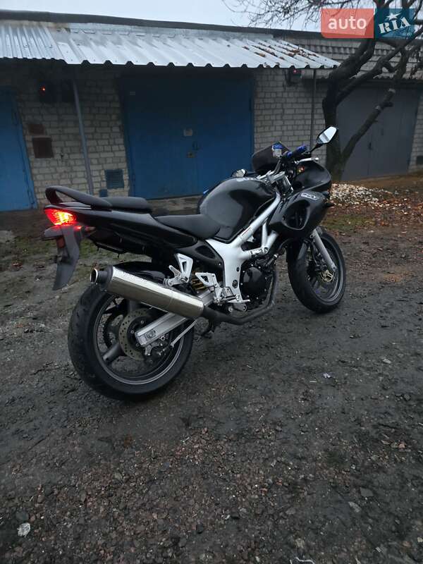 Мотоцикл Классік Suzuki SV 650S 2000 в Дніпрі фото 5 Мотоцикл Классік Suzuki SV 650S 2000 в Дніпрі