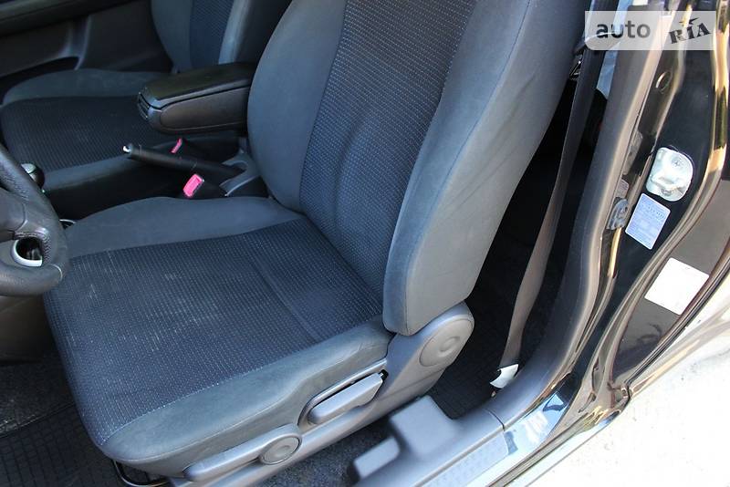 Хэтчбек Suzuki Swift 2008 в Киеве