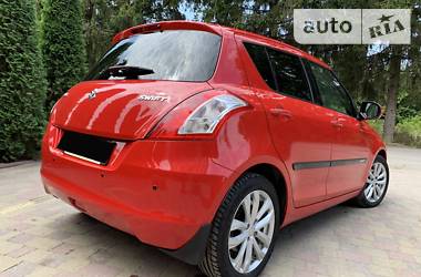 Хетчбек Suzuki Swift 2017 в 