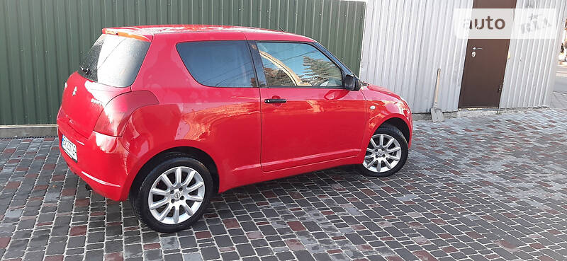 Купе Suzuki Swift 2006 в Хмельницком