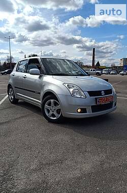 Хэтчбек Suzuki Swift 2006 в Житомире