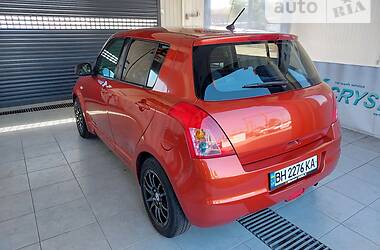 Хэтчбек Suzuki Swift 2007 в Одессе