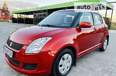 Хэтчбек Suzuki Swift 2010 в Каменском