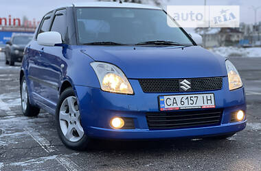 Хэтчбек Suzuki Swift 2005 в Киеве