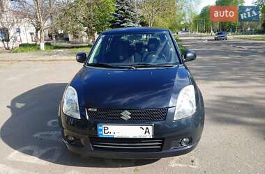 Хэтчбек Suzuki Swift 2007 в Подольске