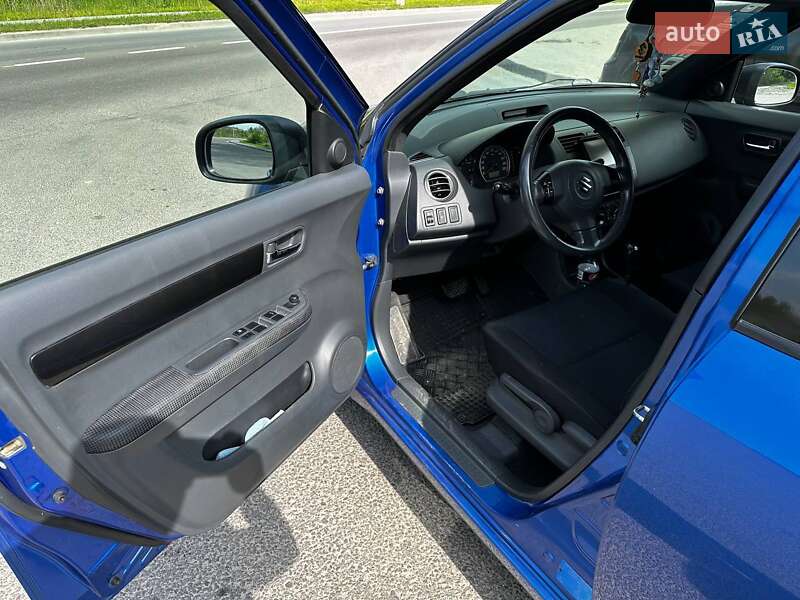 Хетчбек Suzuki Swift 2007 в Львові