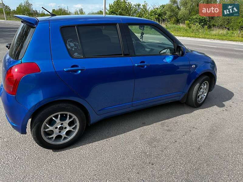 Хетчбек Suzuki Swift 2007 в Львові