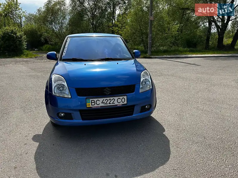 Хэтчбек Suzuki Swift 2007 в 