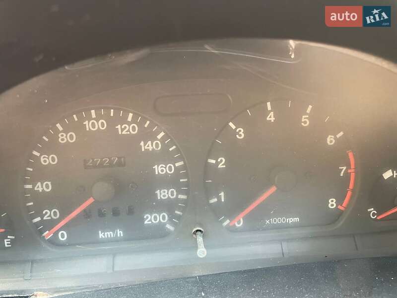Седан Suzuki Swift 1995 в Одесі