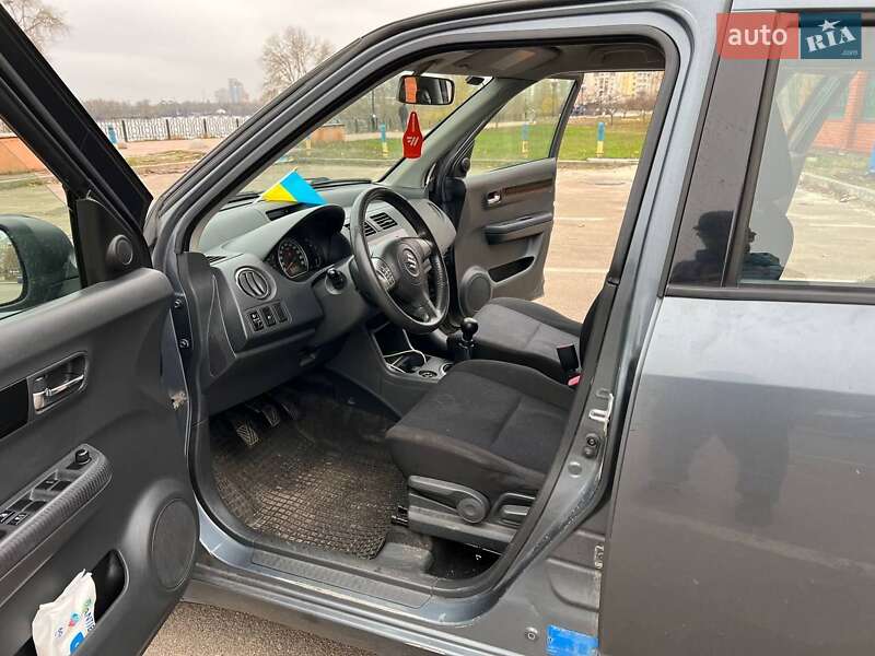 Хэтчбек Suzuki Swift 2010 в Киеве фото 5 Хэтчбек Suzuki Swift 2010 в Киеве