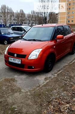 Хэтчбек Suzuki Swift 2006 в Славутиче