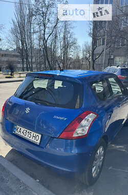 Хэтчбек Suzuki Swift 2010 в Киеве