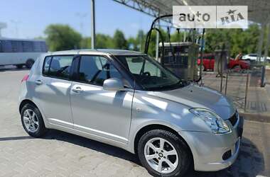 Хэтчбек Suzuki Swift 2007 в Полтаве