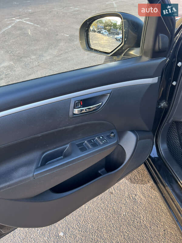Хэтчбек Suzuki Swift 2013 в Житомире