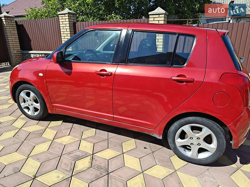 Хетчбек Suzuki Swift 2007 в Кременчуці