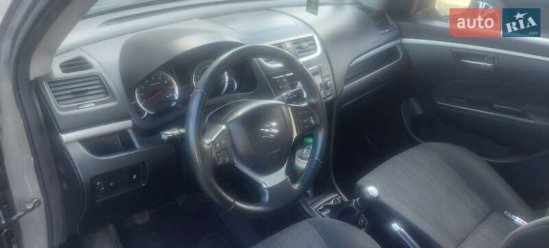 Хетчбек Suzuki Swift 2014 в Києві