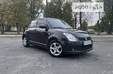 Хэтчбек Suzuki Swift 2006 в Киеве