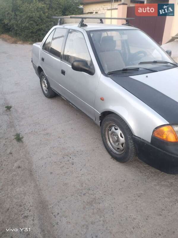 Седан Suzuki Swift 2003 в Харкові