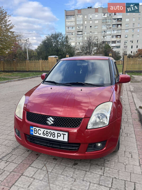 Хэтчбек Suzuki Swift 2008 в Львове