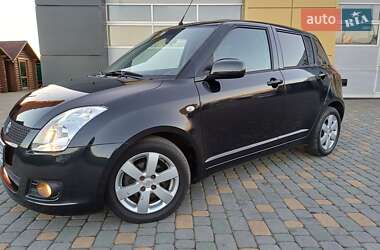 Хетчбек Suzuki Swift 2010 в Самборі