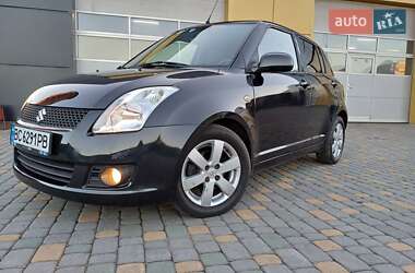 Хетчбек Suzuki Swift 2010 в Самборі