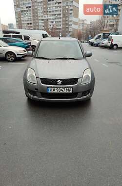 Хэтчбек Suzuki Swift 2008 в Киеве