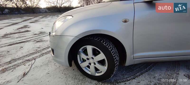 Хетчбек Suzuki Swift 2008 в Хоролі