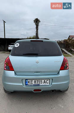 Хетчбек Suzuki Swift 2007 в Дніпрі