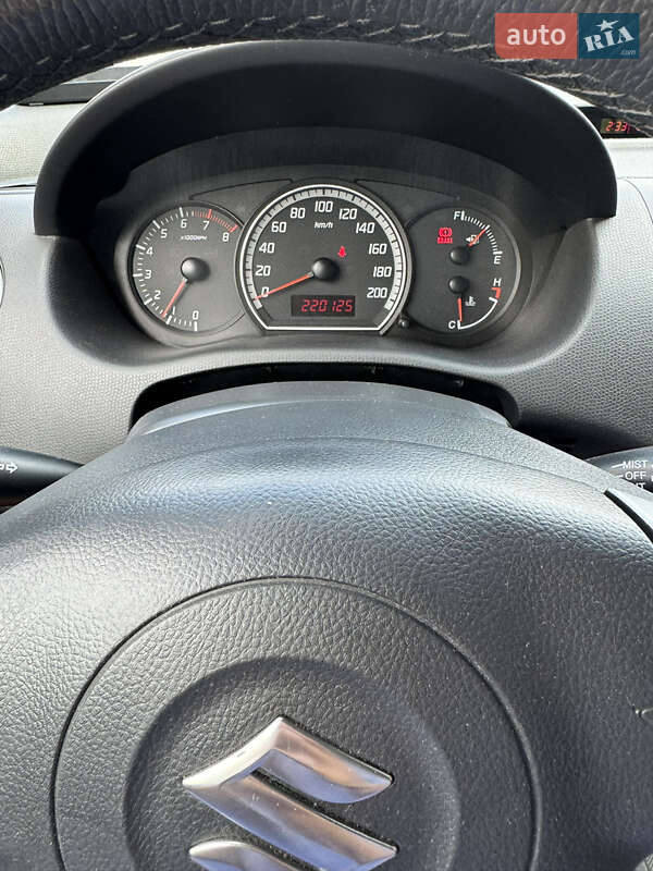 Хэтчбек Suzuki Swift 2010 в Броварах фото 17 Хэтчбек Suzuki Swift 2010 в Броварах