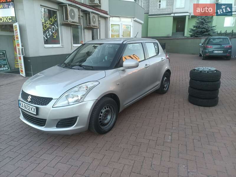 Хэтчбек Suzuki Swift 2011 в Кременчуге