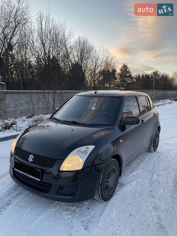 Хетчбек Suzuki Swift 2010 в Києві