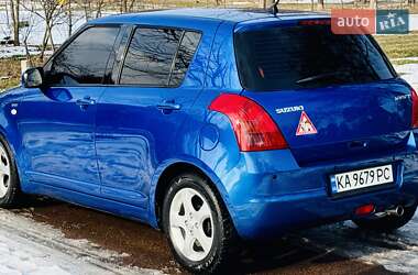 Хетчбек Suzuki Swift 2006 в Києві