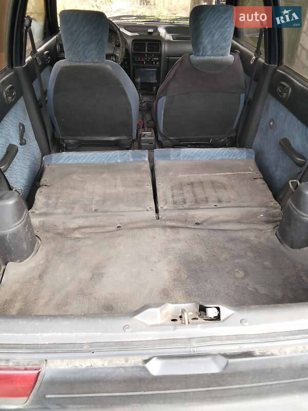 Хетчбек Suzuki Swift 1997 в Дніпрі