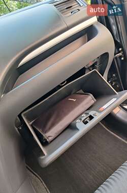 Хетчбек Suzuki Swift 2012 в 