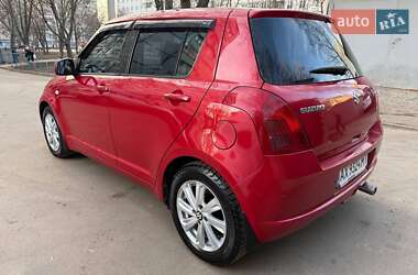 Хэтчбек Suzuki Swift 2007 в 
