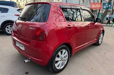 Хэтчбек Suzuki Swift 2007 в 