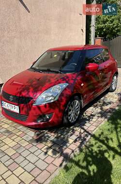 Хэтчбек Suzuki Swift 2010 в 