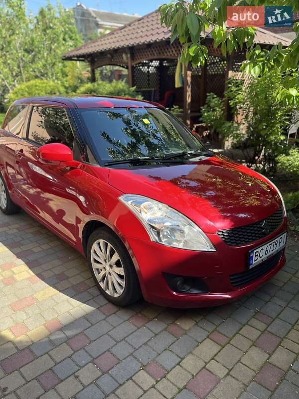 Хэтчбек Suzuki Swift 2010 в Львове