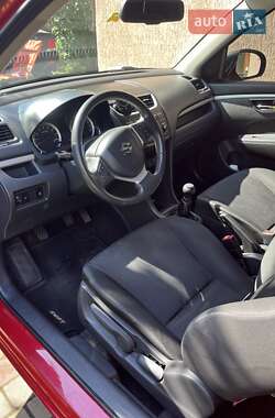 Хэтчбек Suzuki Swift 2010 в 