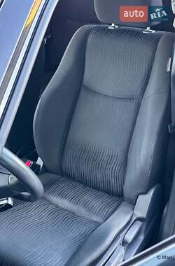 Хетчбек Suzuki Swift 2011 в 
