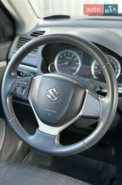 Хетчбек Suzuki Swift 2011 в 