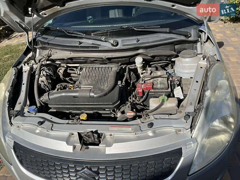 Хэтчбек Suzuki Swift 2011 в Барышевке фото 39 Хэтчбек Suzuki Swift 2011 в Барышевке